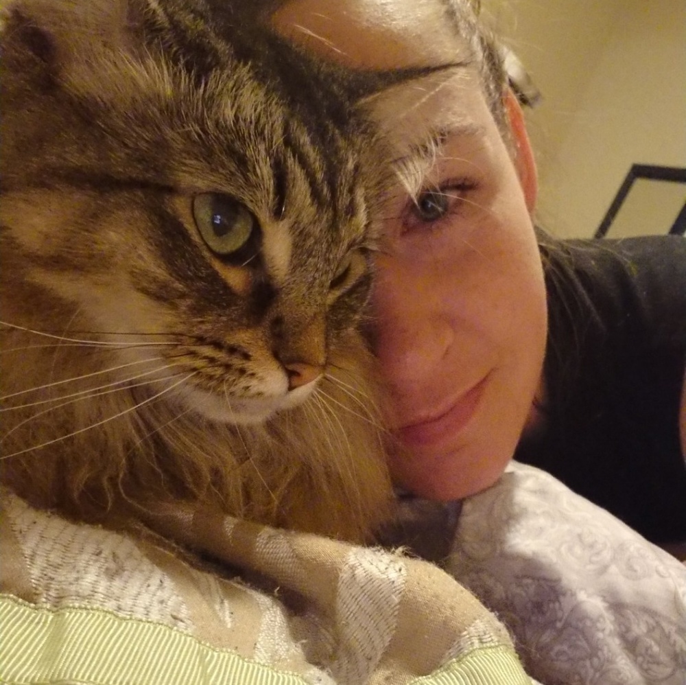 Meet your Posher, Cat
